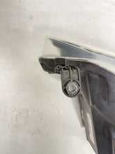 Laden Sie das Bild in den Galerie-Viewer, Frontscheinwerfer Seat Ibiza I 6J1941022E Xenon Rechts Scheinwerfer Headlight SCH9474313872aw