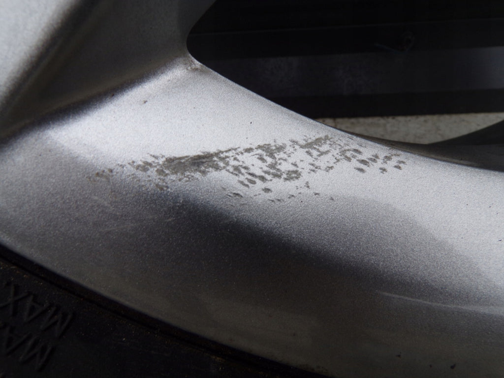 1x Alufelge 15 Zoll 6.0" 5x100 38ET Glanz Silber 8L0601025 Audi A3 Rim Wheel