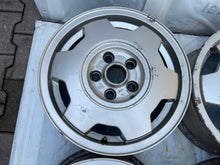 Load image into Gallery viewer, 1x Alufelge 15 Zoll 6.0&quot; 5x112 45ET Glanz 447601025D Audi Rim Wheel