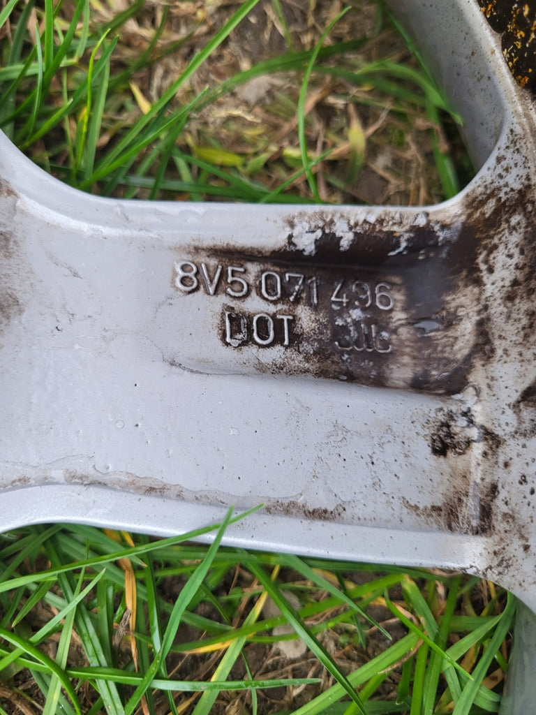 1x Alufelge 16 Zoll 6.5" 5x112 43ET Glanz Silber 8V5071496 Audi A3 Rim Wheel FEL4609770613mu