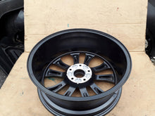 Load image into Gallery viewer, 1x Alufelge 18 Zoll 7.0" 5x114.3 40ET Glanz Schwarz 403001861R Renault Rim Wheel FEL9318778477sc