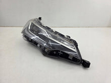 Load image into Gallery viewer, Frontscheinwerfer Toyota Corolla 8111002L70 Rechts Scheinwerfer Headlight SCH6146936883ll