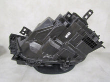 Laden Sie das Bild in den Galerie-Viewer, Frontscheinwerfer Opel Astra L 9851881180 LED Rechts Scheinwerfer Headlight SCH5886864123vp
