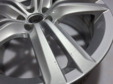 Laden Sie das Bild in den Galerie-Viewer, 1x Alufelge 17 Zoll 5x100 6J0601025Q Audi A1 Ibiza I V Rim Wheel FEL6809861052xp