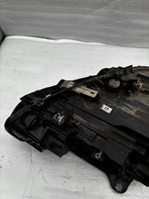 Laden Sie das Bild in den Galerie-Viewer, Frontscheinwerfer BMW F40 9482807 LED Links Scheinwerfer Headlight SCH7425068626bp