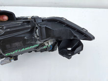 Laden Sie das Bild in den Galerie-Viewer, Frontscheinwerfer Mitsubishi Outlander III 8301CB-63 LED Links Headlight