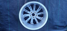 Load image into Gallery viewer, 1x Alufelge 17 Zoll 7.0" 5x112 45ET Glanz Silber 2GA601025 VW T-Roc Troc FEL7119455841bj