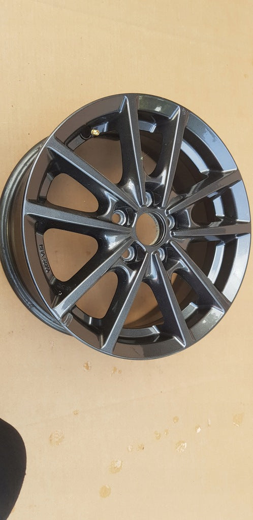 1x Alufelge 15 Zoll 6.0" 5x100 43ET 576605 VW Rim Wheel FEL2174138067wy