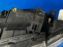 Load image into Gallery viewer, Frontscheinwerfer BMW E81 E82 E87 718129005 Xenon Links Scheinwerfer Headlight