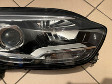 Laden Sie das Bild in den Galerie-Viewer, Frontscheinwerfer Renault Scenic 260100943R LED Rechts Scheinwerfer Headlight