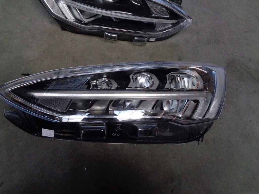 Frontscheinwerfer Ford Focus LED Ein Satz Scheinwerfer Headlight