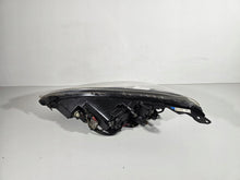 Laden Sie das Bild in den Galerie-Viewer, Frontscheinwerfer Mazda 2 17836347892023 Rechts Scheinwerfer Headlight SCH7801670030ti