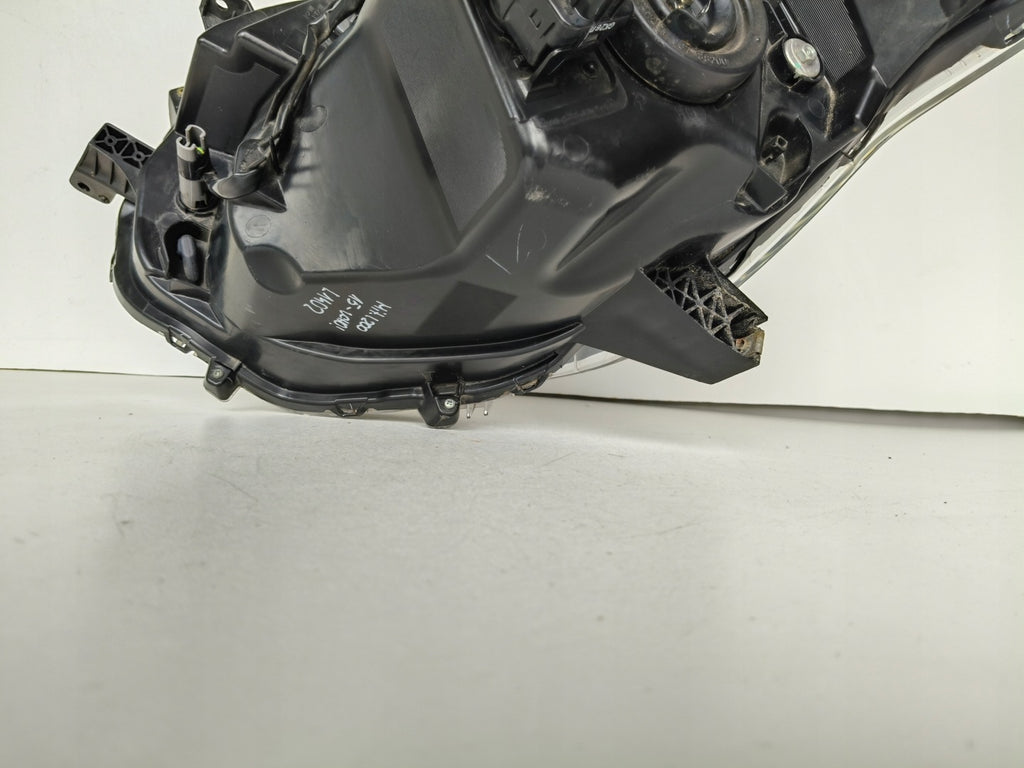 Frontscheinwerfer Mitsubishi L200 15-TAA 8301D154 Rechts Scheinwerfer Headlight SCH4654938407hp