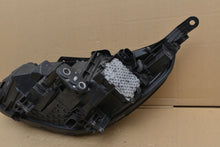 Laden Sie das Bild in den Galerie-Viewer, Frontscheinwerfer Hyundai I30 III 92102G4120 Full LED FALSE Headlight SCH2021484609js