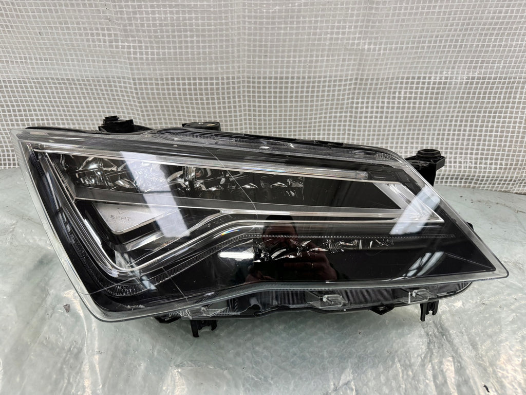 Frontscheinwerfer Seat Ateca 576941008F Full LED Rechts Scheinwerfer Headlight