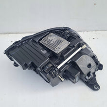 Laden Sie das Bild in den Galerie-Viewer, Frontscheinwerfer Mercedes-Benz W213 C238 A2139068903 Links Headlight SCH5571988795mh
