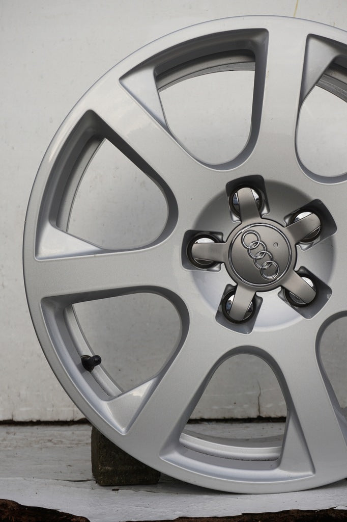 4x Alufelge 17 Zoll 7.0" 5x112 37ET Glanz Silber 8R0601025 Audi Rim Wheel FEL9468456430al
