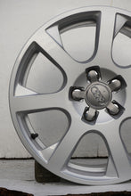 Laden Sie das Bild in den Galerie-Viewer, 4x Alufelge 17 Zoll 7.0" 5x112 37ET Glanz Silber 8R0601025 Audi Rim Wheel FEL9468456430al