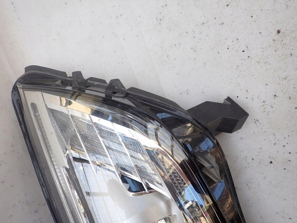 Frontscheinwerfer Renault Scenic 260606727R Ein Stück (Rechts oder Links) SCH2593775416qm