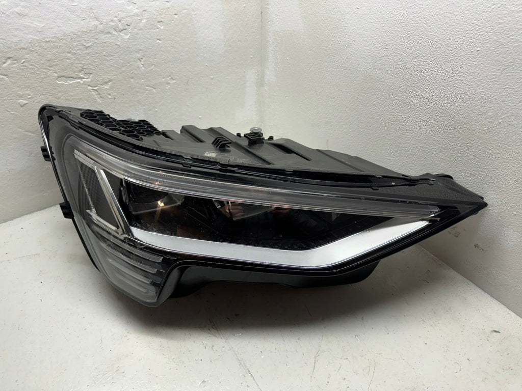 Frontscheinwerfer Audi E Tron 4KE941040D LED Rechts Scheinwerfer Headlight