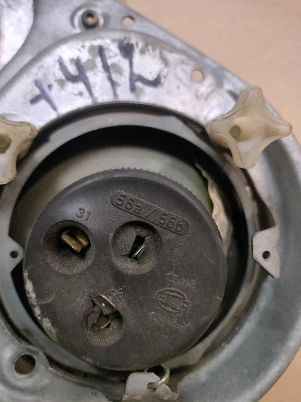 Frontscheinwerfer VW 411941663B Ein Stück (Rechts oder Links) Headlight SCH6483385336pm