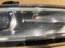 Load image into Gallery viewer, Frontscheinwerfer Audi Q3 8U0941004H Rechts Scheinwerfer Headlight SCH7638418859df