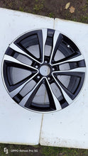 Laden Sie das Bild in den Galerie-Viewer, 1x Alufelge 18 Zoll 7.5&quot; 5x112 A1774012700 Mercedes-Benz Rim Wheel