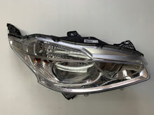 Laden Sie das Bild in den Galerie-Viewer, Frontscheinwerfer Peugeot 208 I Rechts Scheinwerfer Headlight SCH5407942558dp