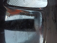 Laden Sie das Bild in den Galerie-Viewer, 1x Alufelge 18 Zoll 8.5" 5x112 45ET Glanz Silber 4E0601025M Audi A8 Rim Wheel FEL7382769011cv