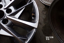 Load image into Gallery viewer, 1x Alufelge 17 Zoll 7.0" 5x114.3 53ET 52910G4700 Hyundai I30 Rim Wheel FEL8256728033kq