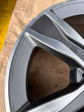 Load image into Gallery viewer, 1x Alufelge 17 Zoll 7.0" 5x112 48ET Glanz Grau A2054010800 Mercedes-Benz W205 FEL3898706024bk