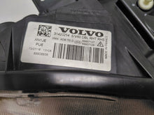 Laden Sie das Bild in den Galerie-Viewer, Frontscheinwerfer Volvo S60 II V60 31420254 Rechts Scheinwerfer Headlight SCH6266760498jg