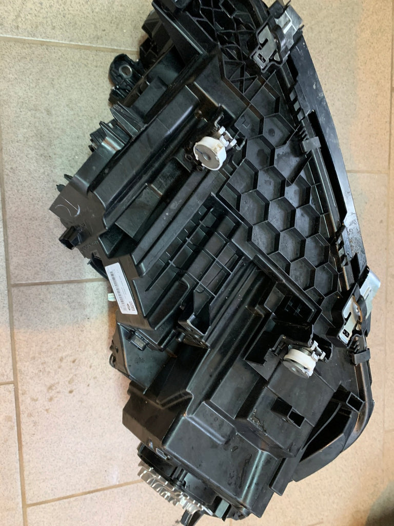 Frontscheinwerfer BMW G05 G06 7424152 9481789 Ein Stück (Rechts oder Links) SCH7599975583aj