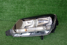 Laden Sie das Bild in den Galerie-Viewer, Frontscheinwerfer Skoda Yeti 5L1941015D Links Scheinwerfer Headlight