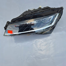Laden Sie das Bild in den Galerie-Viewer, Frontscheinwerfer Skoda Superb III 3V1941015D LED Links Scheinwerfer Headlight SCH1331367554ky