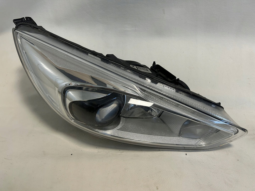 Frontscheinwerfer Ford Focus III F1EB-13D154-AD Xenon Rechts Headlight