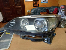 Laden Sie das Bild in den Galerie-Viewer, Frontscheinwerfer BMW E60 E61 Xenon Ein Stück (Rechts oder Links) Headlight SCH8823573659zm