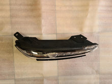Load image into Gallery viewer, Frontscheinwerfer Hyundai Kona 92208J9000 Rechts Scheinwerfer Headlight SCH4776956539tu