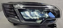 Laden Sie das Bild in den Galerie-Viewer, Frontscheinwerfer Renault Trafic III 260102899R Rechts Scheinwerfer Headlight SCH3653115658rj