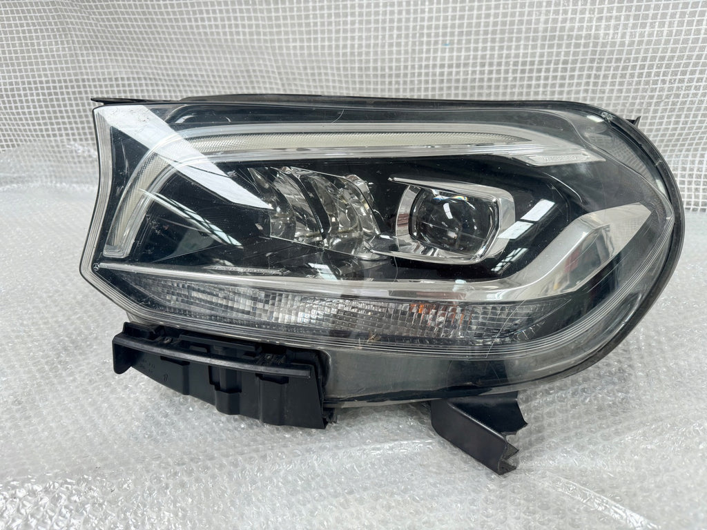 Frontscheinwerfer Mercedes-Benz A4709060800 Links Scheinwerfer Headlight