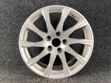Laden Sie das Bild in den Galerie-Viewer, 1x Alufelge 17 Zoll 5x112 38ET Glanz Silber 8W0601025C Audi A4 B9 Rim Wheel FEL7652007654yh