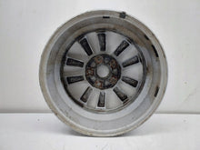 Load image into Gallery viewer, 1x Alufelge 17 Zoll 7.5&quot; 5x114.3 46ET Glanz Silber 52910-3Z710 Hyundai I30 I40