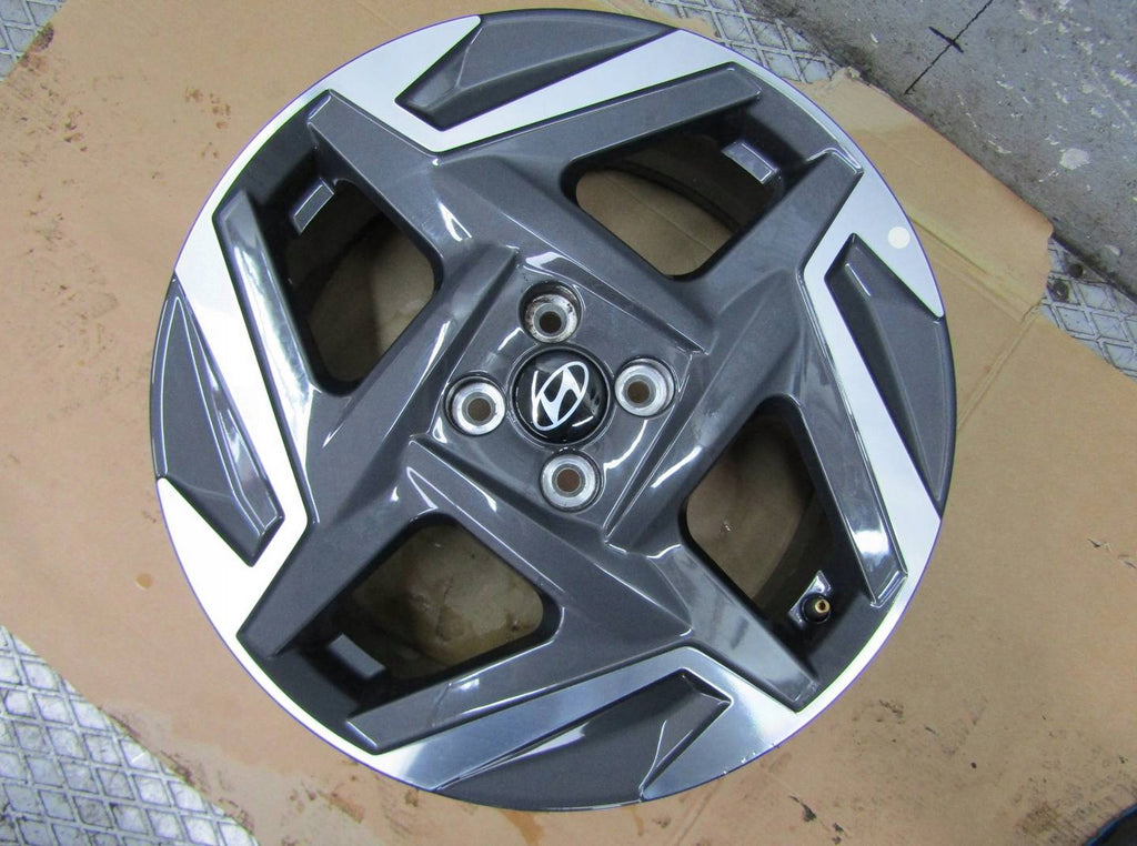 1x Alufelge 17 Zoll 6.5" 4x100 50ET 52910-Q0430 Hyundai Bayon Rim Wheel FEL6610140369ji