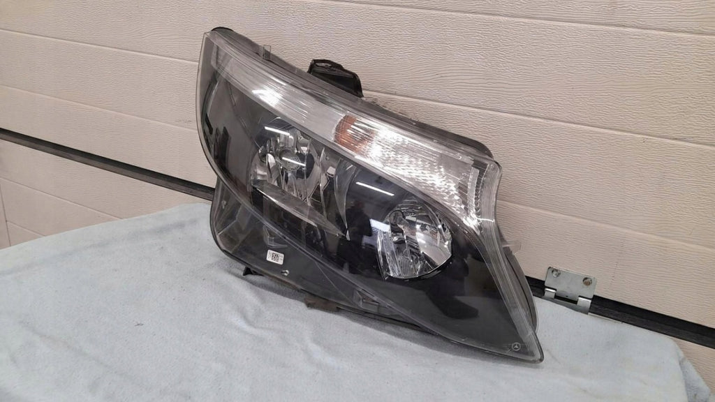 Frontscheinwerfer Mercedes-Benz Vito W447 A4479067800 Rechts Headlight SCH7896811731eu