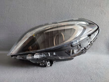 Laden Sie das Bild in den Galerie-Viewer, Frontscheinwerfer VW I A2468207161 Xenon Links Scheinwerfer Headlight SCH8735234356ar