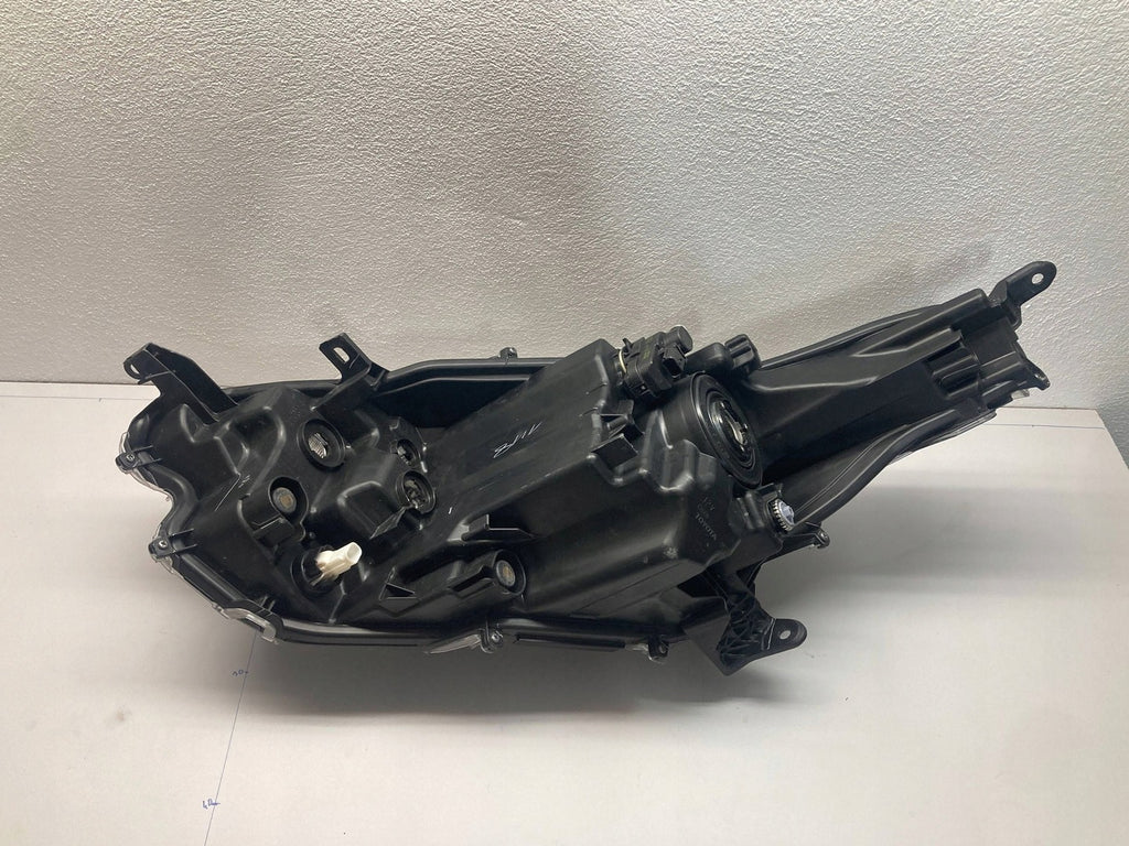 Frontscheinwerfer Toyota Yaris K0-6EU Rechts Scheinwerfer Headlight SCH5847142628gj