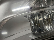 Laden Sie das Bild in den Galerie-Viewer, Frontscheinwerfer Daf 1857526 1EX010116-31 Links Scheinwerfer Headlight SCH1474223577ey