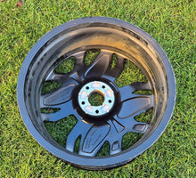 Laden Sie das Bild in den Galerie-Viewer, 1x Alufelge 19 Zoll 7.5" 5x108 50ET Glanz Schwarz 9842668980 Peugeot Rim Wheel FEL5332116135vy