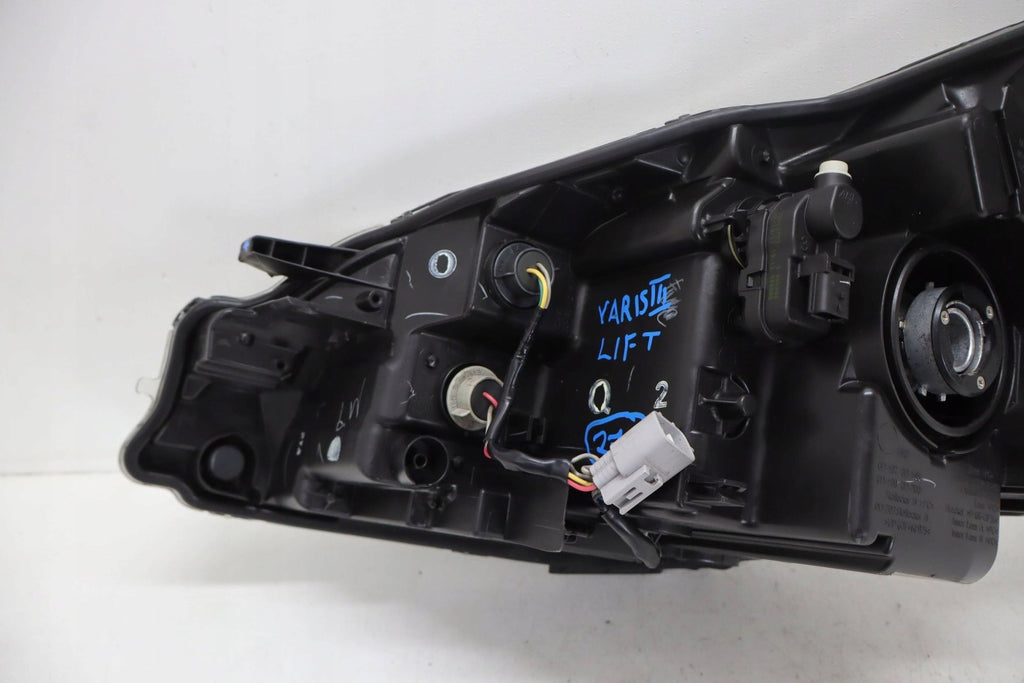 Frontscheinwerfer Toyota Yaris 811300DJ90 Rechts Scheinwerfer Headlight SCH4291947337py