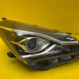 Frontscheinwerfer Toyota Yaris LED Rechts Scheinwerfer Headlight SCH3361365776uo